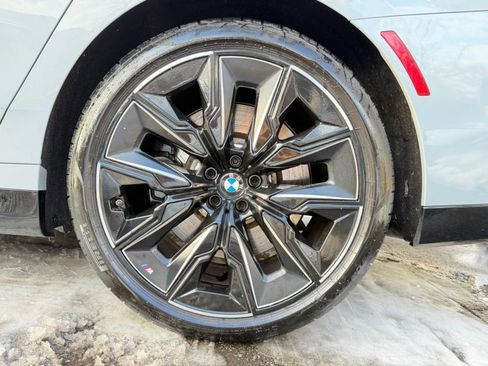 Used 2023 BMW 760i xDrive w/ Parking Assistance Package image 35