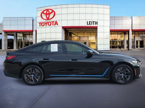 Used 2022 BMW i4 eDrive40 image 4