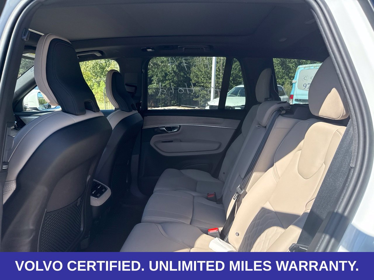 Certified 2026 Volvo XC90 B6 Plus AWD/4WD image 24