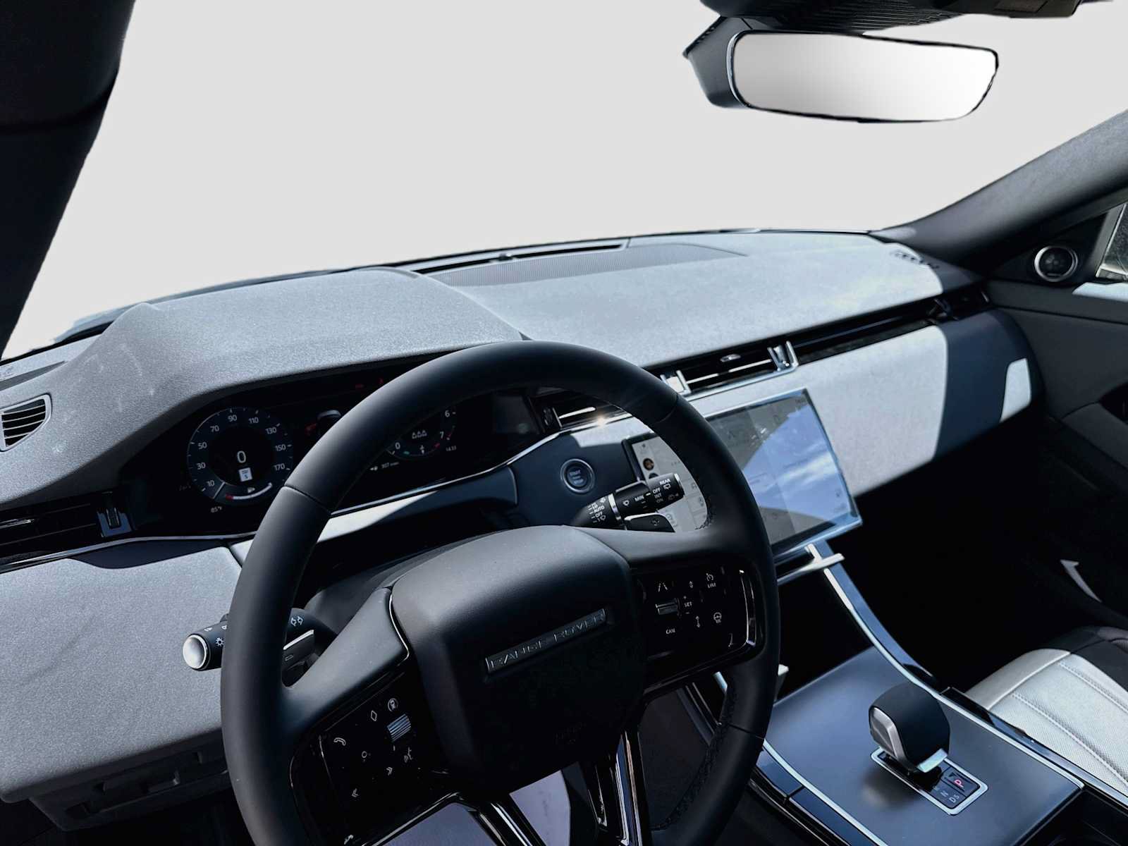New 2026 Land Rover Range Rover Evoque S AWD/4WD image 11