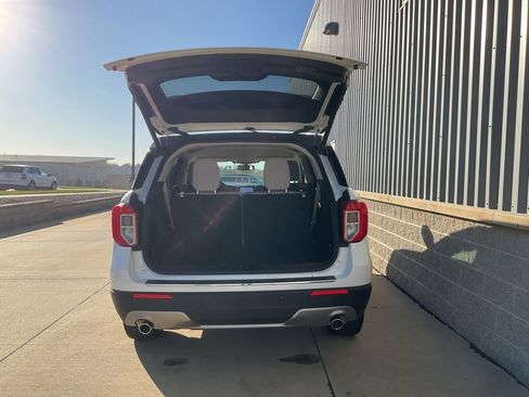 Used 2023 Ford Explorer Limited w/ Equipment Group 301A image 24