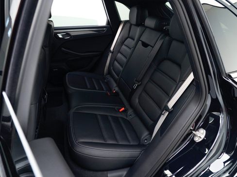 New 2026 Porsche Macan S image 33