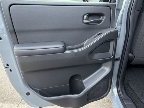 New 2026 Nissan Frontier SV w/ SV Convenience Package image 14