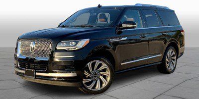 Used 2022 Lincoln Navigator Black Label AWD/4WD image 1