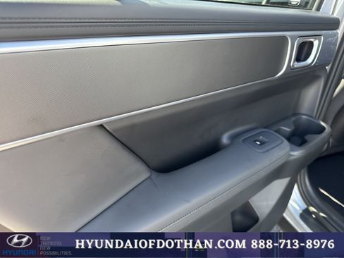 Used 2026 Hyundai Santa Fe SEL FWD image 11
