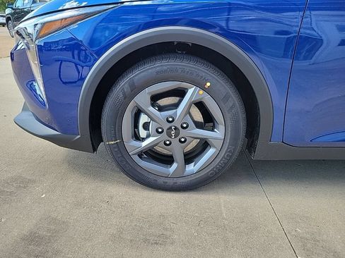 New 2026 Kia K4 FWD image 15