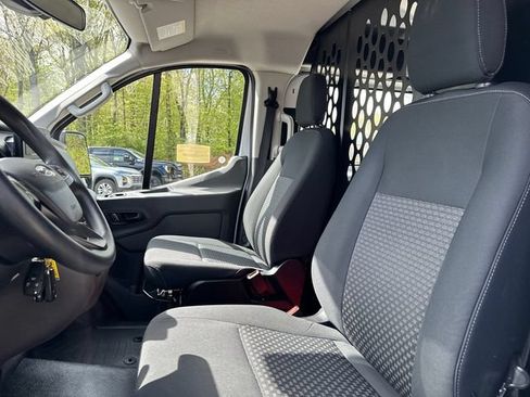 Certified 2025 Ford Transit 250 Low Roof w/ Exterior Upgrade Package RWD image 31