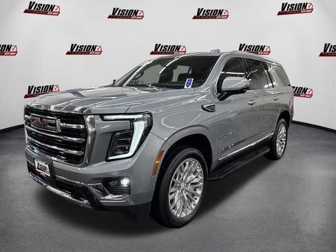 Used 2025 GMC Yukon Elevation w/ Technology Package AWD/4WD image 1