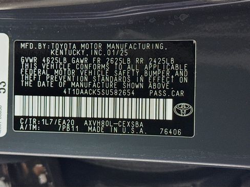 Used 2025 Toyota Camry SE w/ Convenience Package image 40