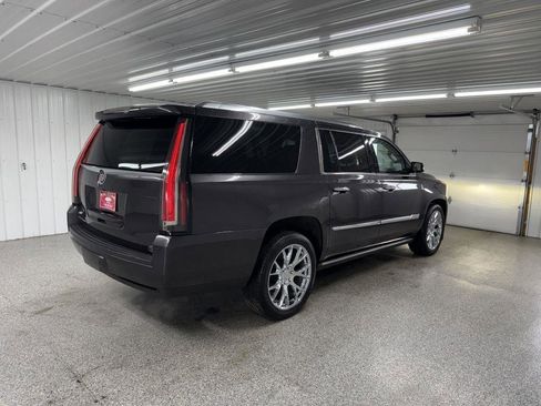 Used 2015 Cadillac Escalade ESV Premium image 6