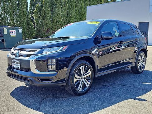 Used 2025 Mitsubishi Outlander Sport ES AWD/4WD image 3