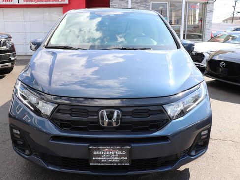 Used 2025 Honda Odyssey EX-L image 8