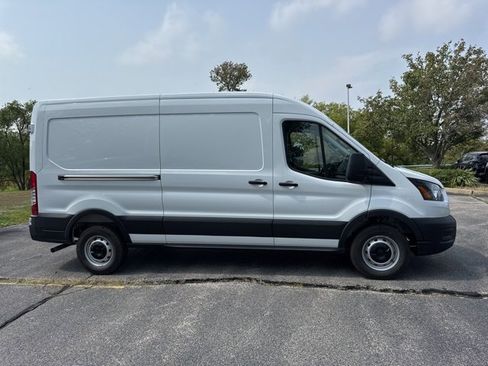 New 2025 Ford Transit 250 148 Medium Roof w/ Load Area Protection Package image 2