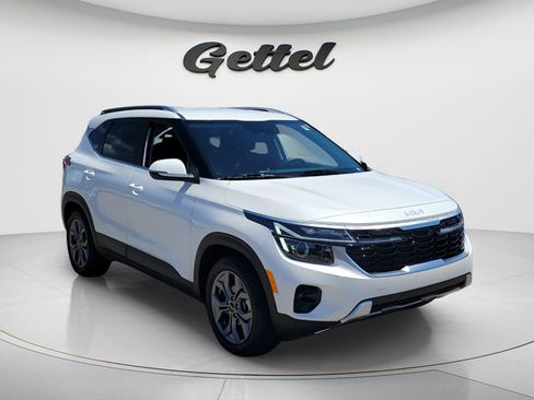 Used 2024 Kia Seltos S FWD image 3