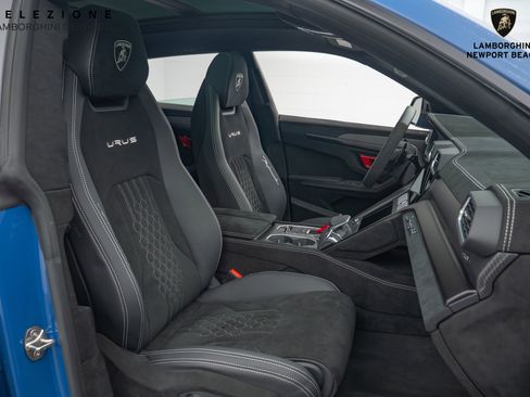 Used 2024 Lamborghini Urus Performante image 26