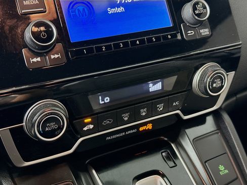 Used 2018 Honda CR-V LX image 17