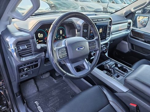 Used 2023 Ford F150 Lariat w/ Trailer Tow Package image 15