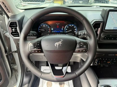 Used 2024 Ford Bronco Sport Outer Banks w/ Tech Package image 5