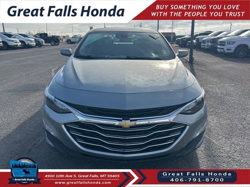 Used 2023 Chevrolet Malibu LT image 2