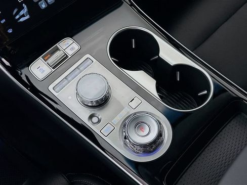 New 2026 Genesis GV70 2.5T AWD/4WD image 15