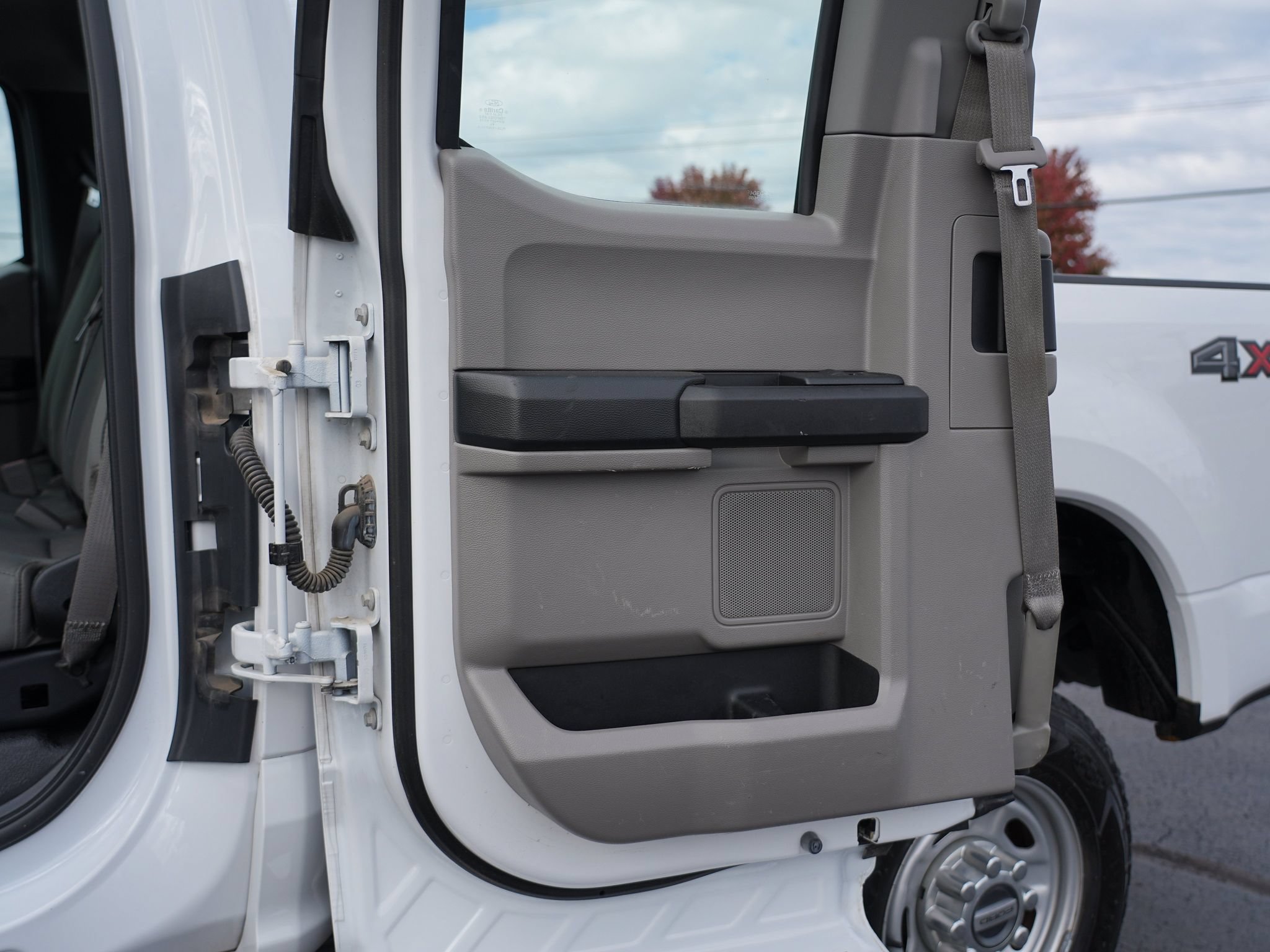 Used 2018 Ford F350 XL AWD/4WD image 21