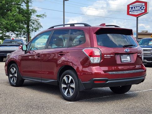 Used 2017 Subaru Forester 2.5i Premium w/ Protection Package #1 AWD/4WD image 8