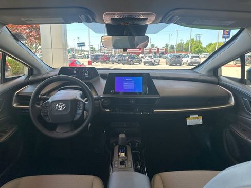 New 2026 Toyota Prius FWD image 20