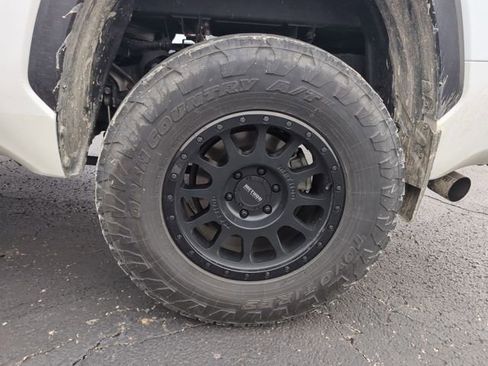 Used 2024 Toyota Tundra Limited image 26