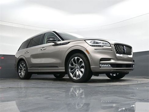 Used 2021 Lincoln Aviator Grand Touring w/ Equipment Group 301A image 24