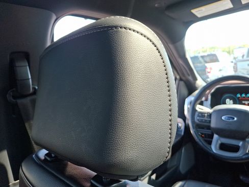 Used 2021 Ford F150 Lariat w/ Equipment Group 502A High image 13