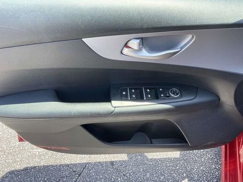 Used 2024 Kia Forte LXS FWD image 17