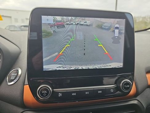 Used 2021 Ford EcoSport SE w/ SE Appearance Package image 24
