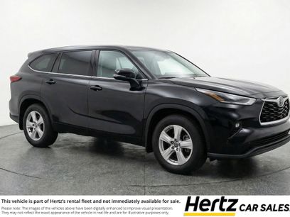 Used 2025 Toyota Highlander LE