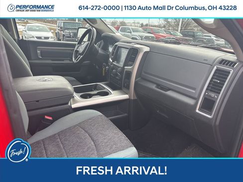 Used 2019 RAM 1500 Classic SLT w/ Luxury Group image 15