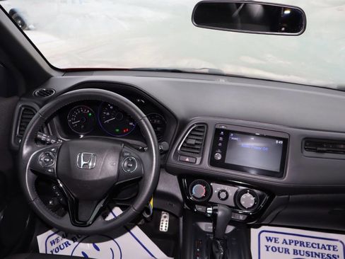 Used 2022 Honda HR-V Sport image 7