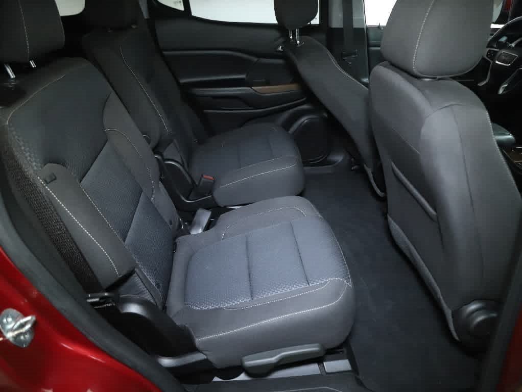 Used 2020 GMC Acadia SLE w/ Driver Convenience Package FWD image 33