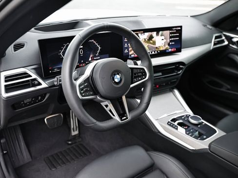 Used 2025 BMW 430i xDrive Coupe w/ M Sport Package image 19