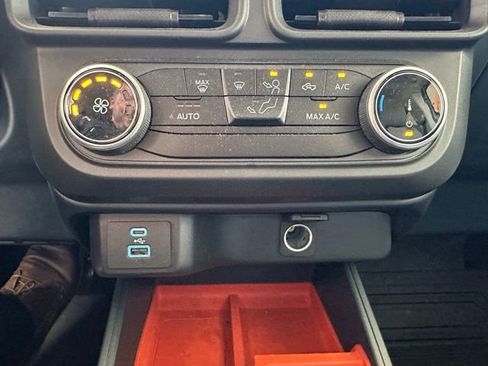 Used 2024 Ford Maverick XLT image 18