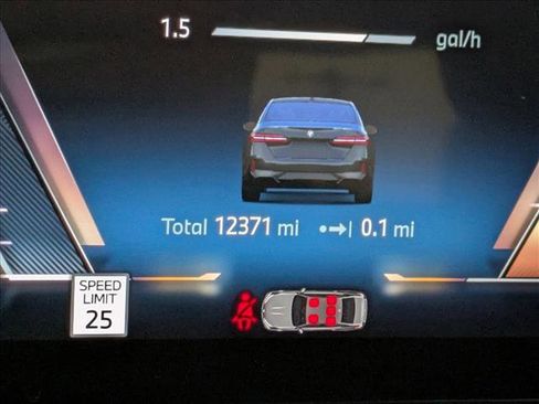 Used 2024 BMW 530i w/ M Sport Package image 11