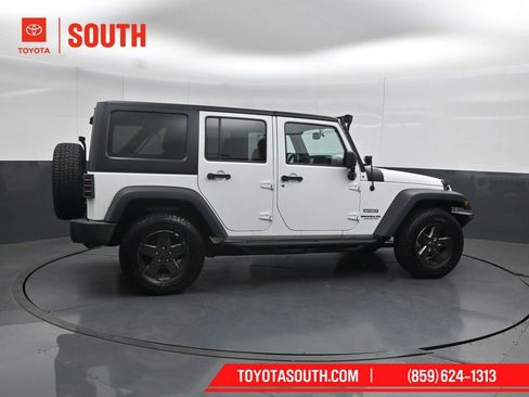 Used 2017 Jeep Wrangler Unlimited Sport w/ Quick Order Package 24S AWD/4WD image 3
