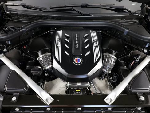 Used 2021 BMW ALPINA XB7 image 37