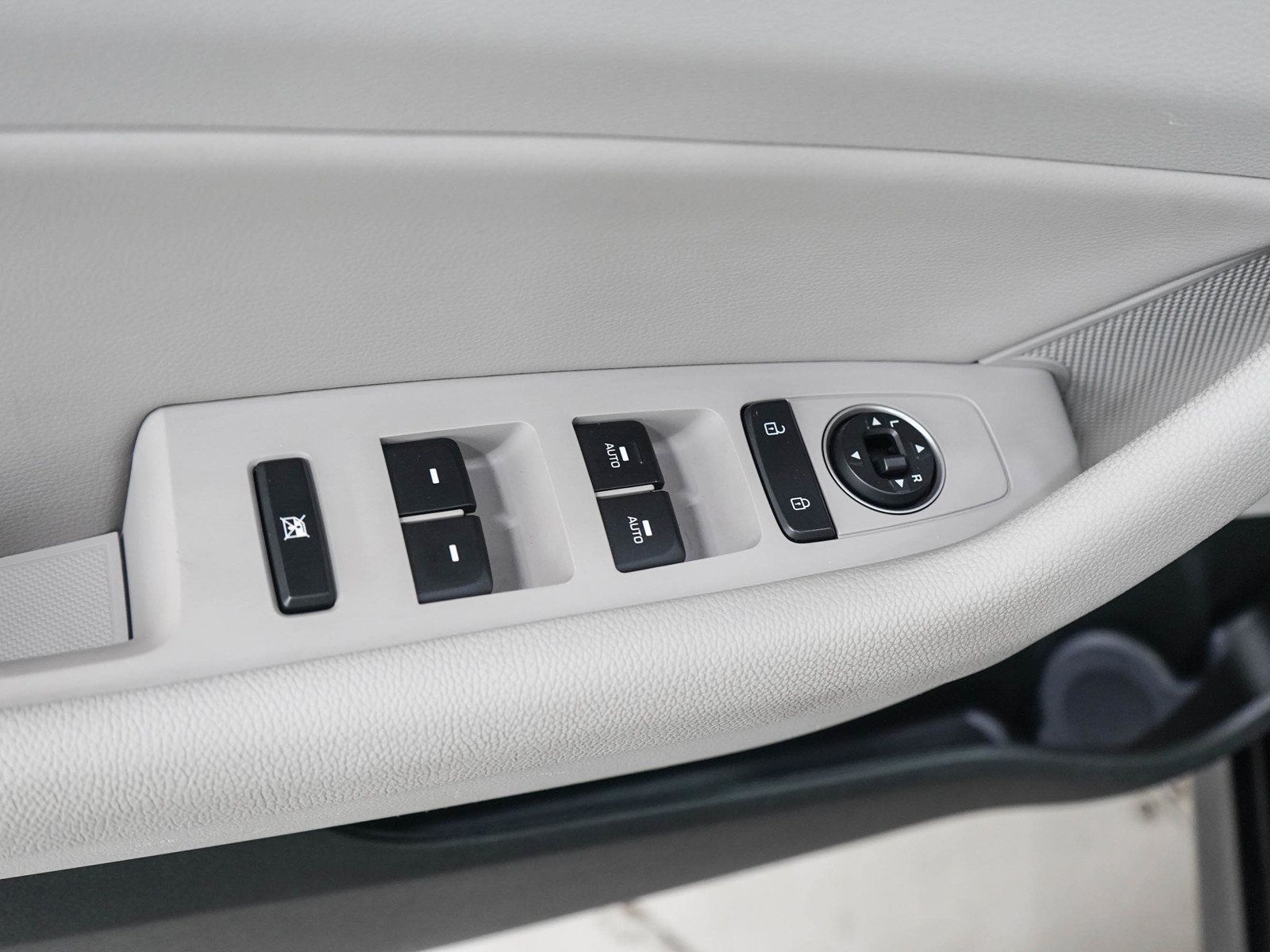 Used 2019 Hyundai Sonata SEL FWD image 18