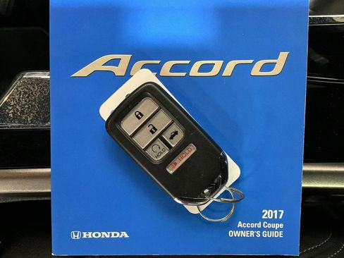 Used 2017 Honda Accord EX-L image 12