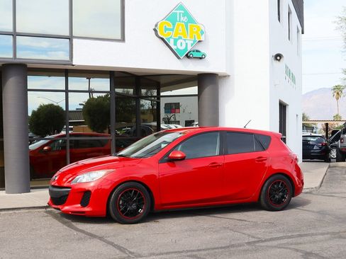 Used 2013 MAZDA MAZDA3 i Touring image 7