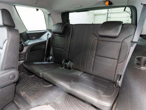 Used 2019 GMC Yukon SLT image 35