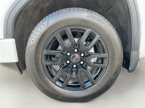 Used 2021 GMC Sierra 1500 Elevation image 29