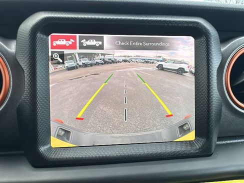 Used 2023 Jeep Gladiator Mojave w/ LED Lighting Group AWD/4WD image 26