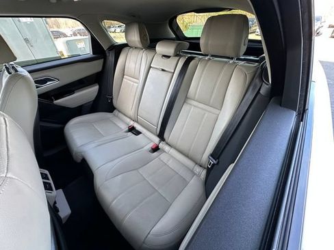Used 2019 Land Rover Range Rover Velar S AWD/4WD image 29