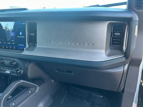 Used 2024 Ford Bronco Outer Banks image 26