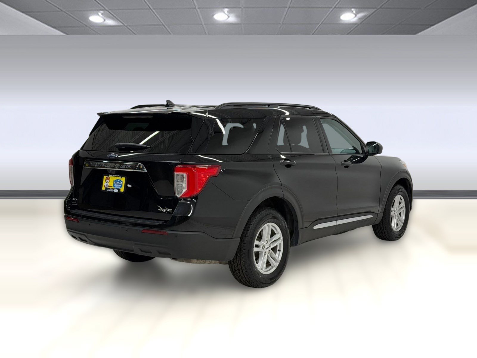 Certified 2023 Ford Explorer XLT AWD/4WD image 7